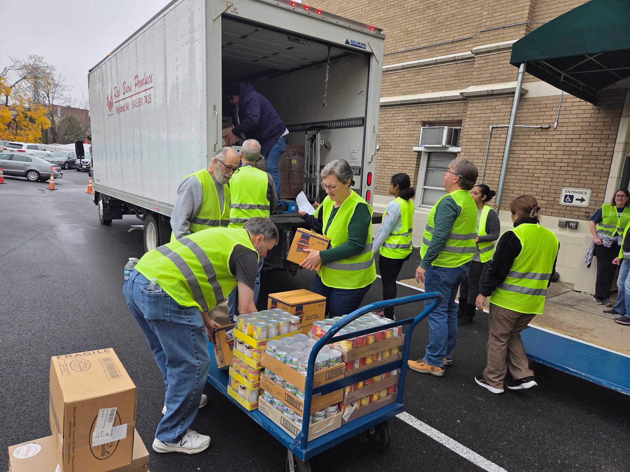 volunteer service food